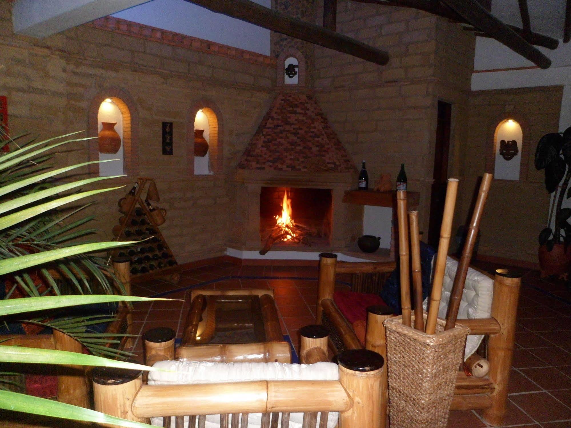 Hotel La Hormiga Villa De Leyva Bagian luar foto